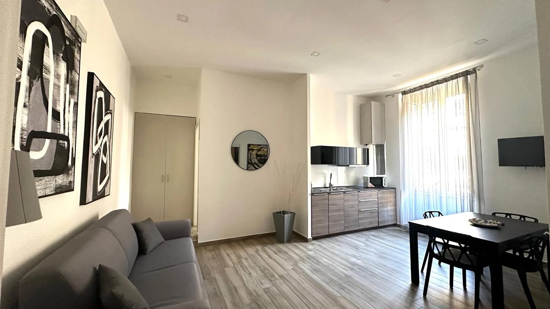 Dch Napoli Apartment Italy